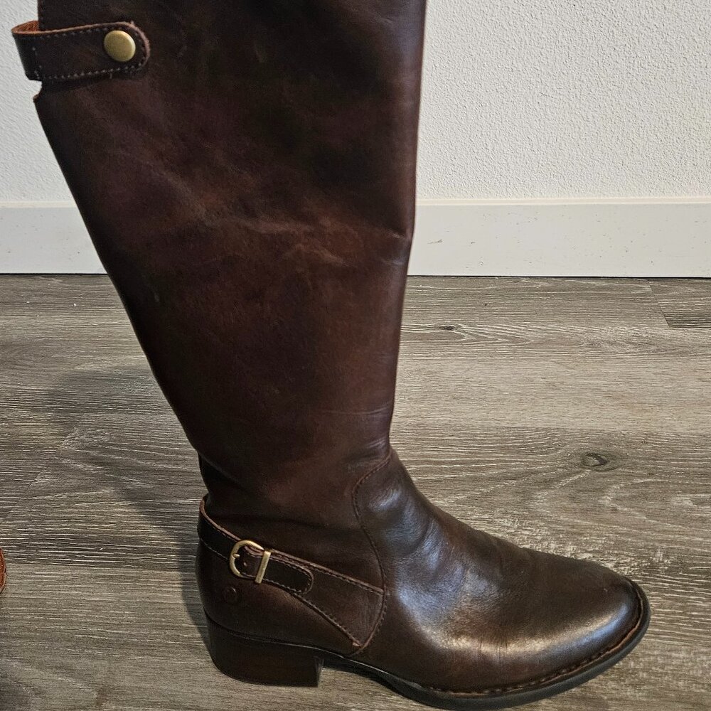 Born woman's boots / riders made from genuine leather, new, size 7, perfect for